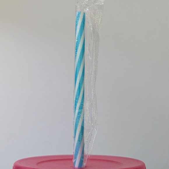 Disney Lilo and Stitch Scrump Color Changing Plastic Tumbler with Straw - Picture 3 of 4